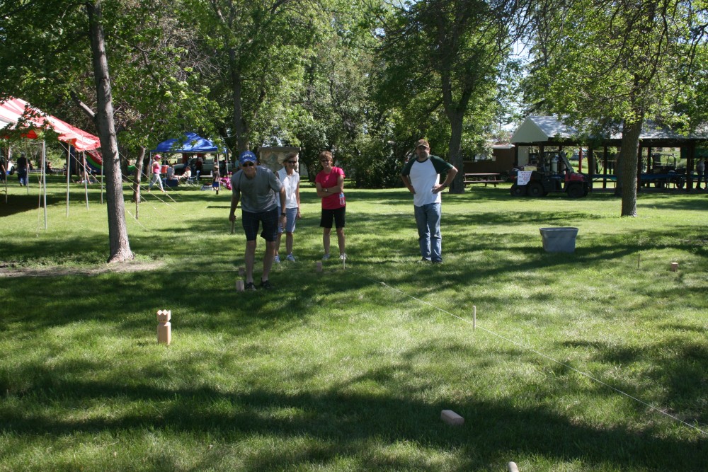 Playing kubb during Finn Fest 2013